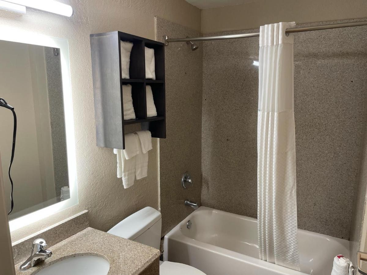 Super 8 By Wyndham San Antonio Downtown Ne Hotel Luaran gambar